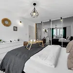 Appartement Goclaw - 48m2, Balcony - By Rentujemy Varsovie