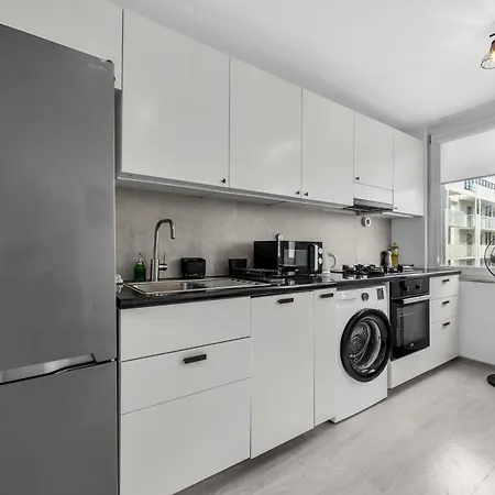 Goclaw - 48m2, Balcony - By Rentujemy Lägenhet *