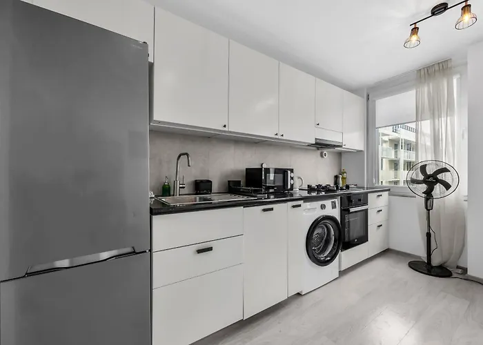 Goclaw - 48m2, Balcony - By Rentujemy Apartment *