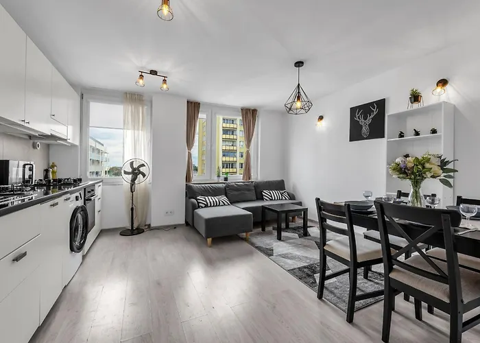 Goclaw - 48m2, Balcony - By Rentujemy Apartment *